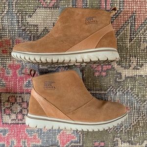 Sorel Slip On Sneakers Size 8